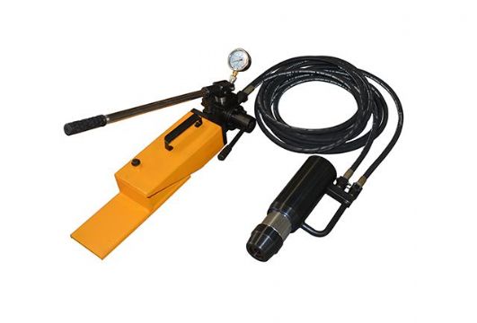 點(diǎn)擊查看詳細(xì)信息<br>標(biāo)題：MQ18-200/63礦用錨索張拉機(jī)具 閱讀次數(shù)：1582